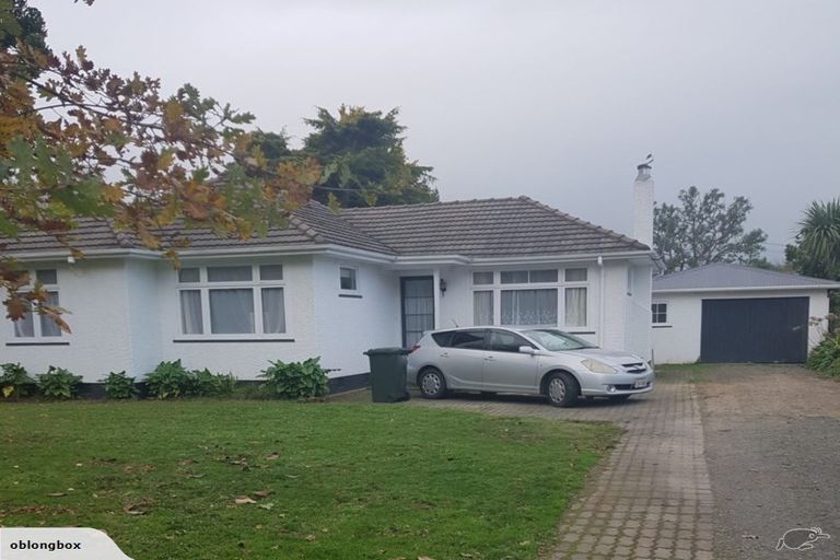 Photo of property in 11 Skerman Street, Marton, 4710