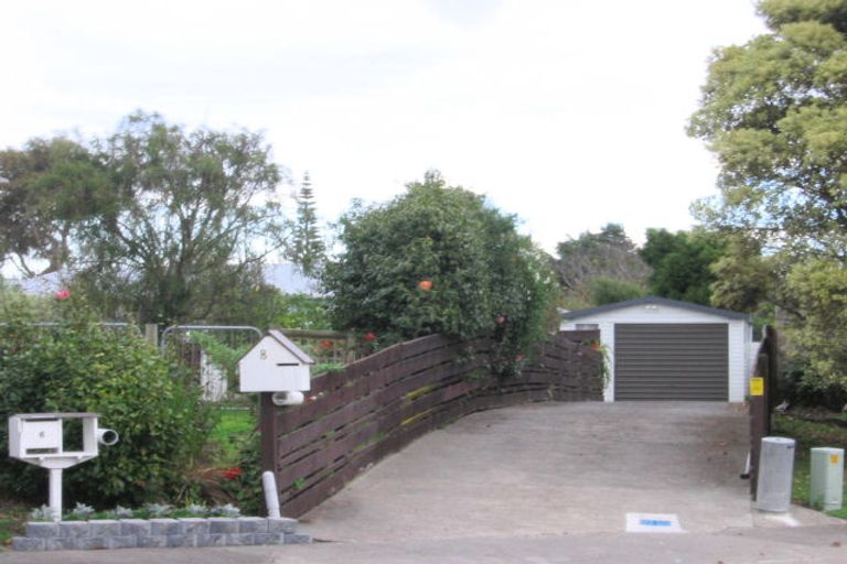 Photo of property in 8 Arlington Avenue, Waikanae, 5036
