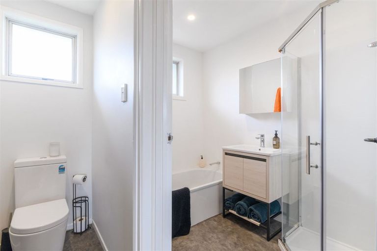 Photo of property in 1/35 Taikata Road, Te Atatu Peninsula, Auckland, 0610