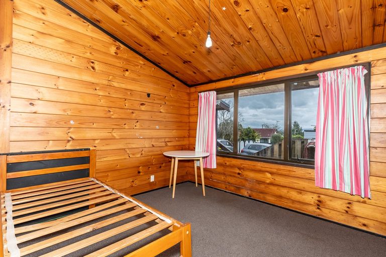 Photo of property in 25b Pohutukawa Drive, Pukete, Hamilton, 3200