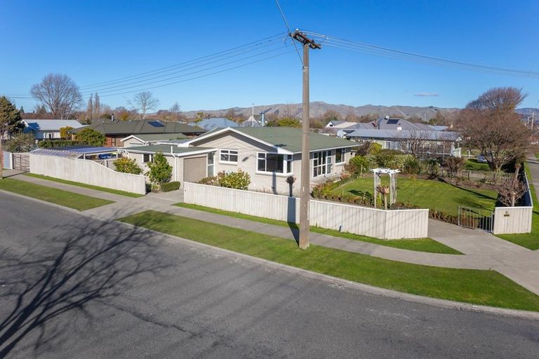 Photo of property in 52 Colemans Road, Springlands, Blenheim, 7201
