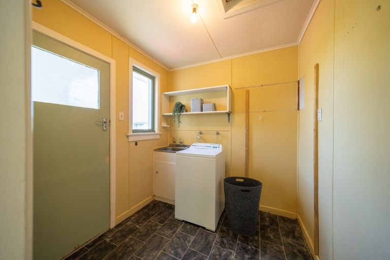 Photo of property in 8 Sutherland Street, Te Anau, 9600