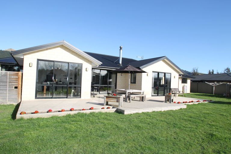 Photo of property in 30a Riccarton Road East, East Taieri, Mosgiel, 9024