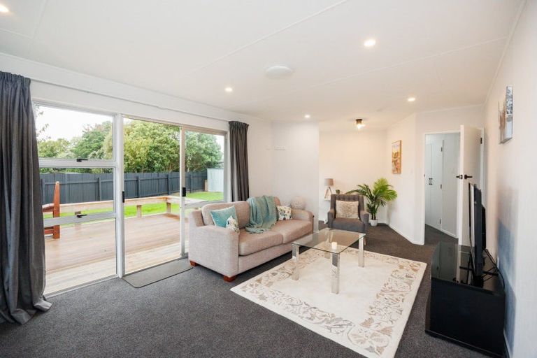 Photo of property in 12 Capri Place, Awapuni, Palmerston North, 4412