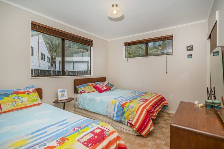 Photo of property in 114 Tuna Place, Onemana, Whangamata, 3691