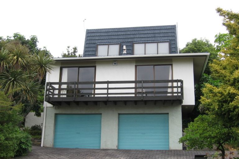 Photo of property in 26 Telstar Place, Beach Haven, Auckland, 0626