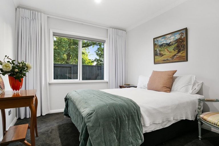 Photo of property in 8 Richards Street, Cambridge, 3434