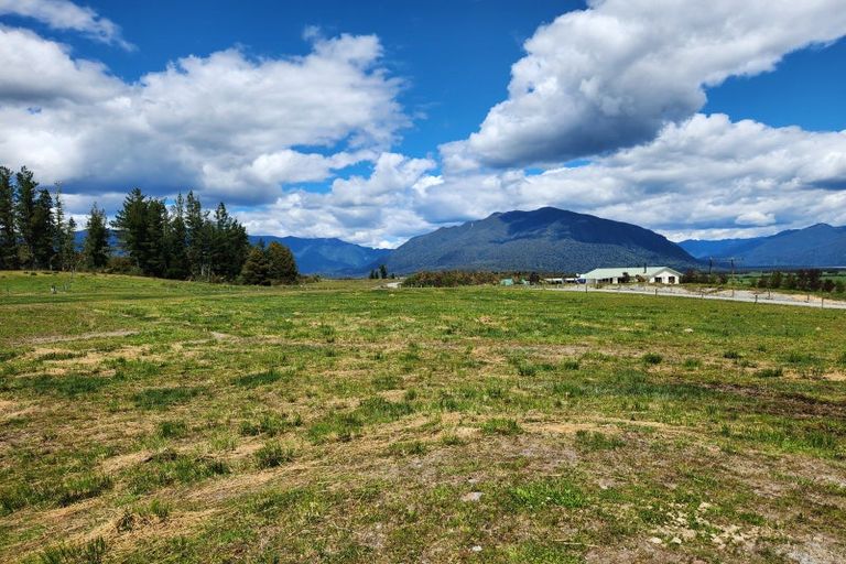 Photo of property in 4/203 Lake Brunner Road, Moana, 7875