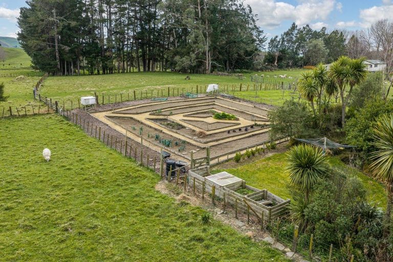 Photo of property in 2524 State Highway 2, Te Hauke, Hastings, 4174