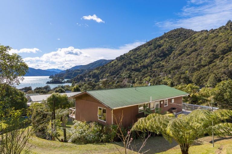 Photo of property in 240 Moetapu Bay Road, Moetapu Bay, Linkwater, 7282