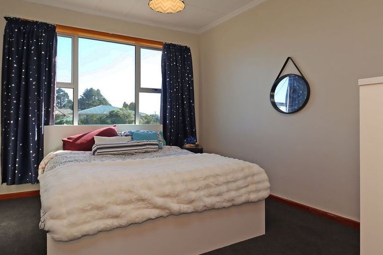 Photo of property in 65 Tamar Street, South Hill, Oamaru, 9400