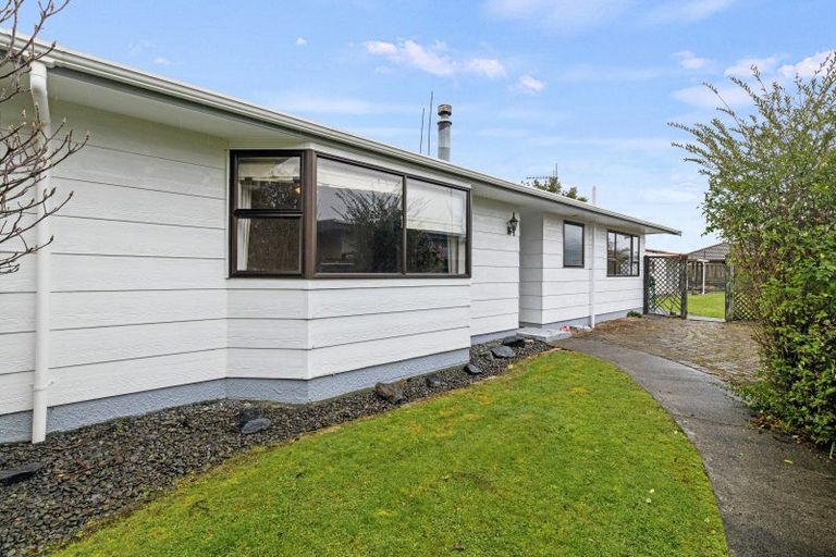 Photo of property in 7 Pain Street, Bulls, 4818