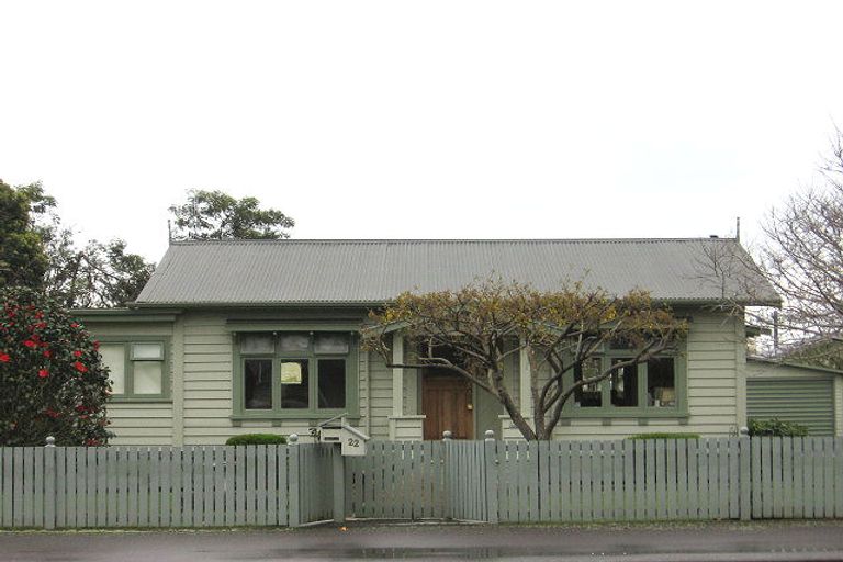 Photo of property in 22 Victoria Street, Levin, 5510