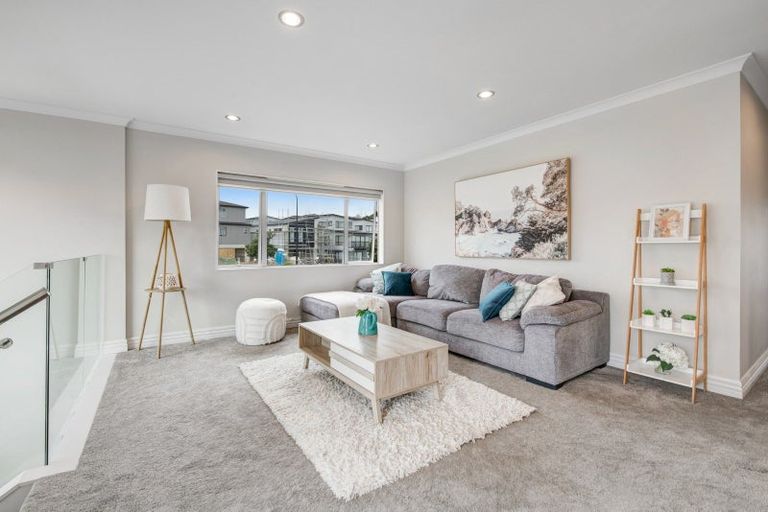 Photo of property in 9 Harvest Avenue, Orewa, 0931