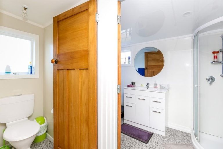 Photo of property in 6 Oriental Street, Welbourn, New Plymouth, 4312