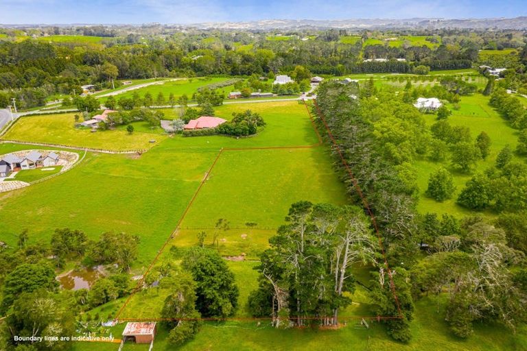 Photo of property in 6 Dysart Lane, Kumeu, 0891