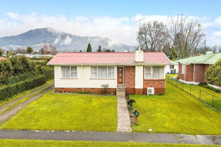 Photo of property in 3 Werrina Crescent, Mangakakahi, Rotorua, 3015