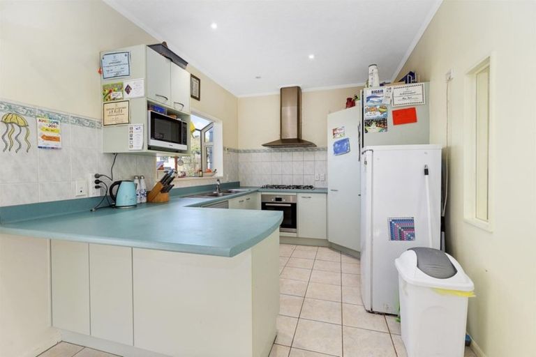 Photo of property in 109 Bracken Road, Paparangi, Wellington, 6037