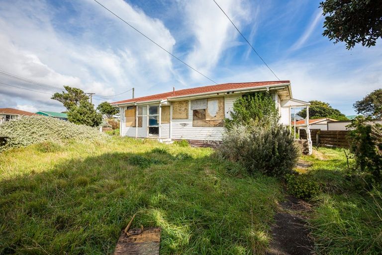 Photo of property in 44 Matatiro Street, Titahi Bay, Porirua, 5022