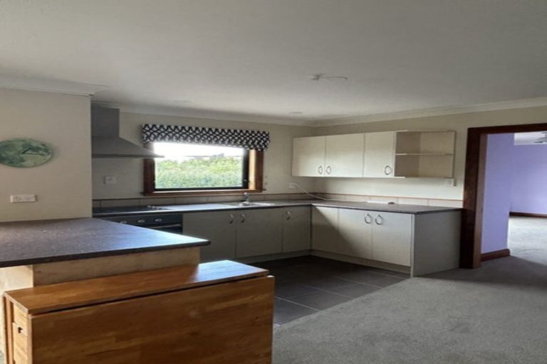 Photo of property in 41 Ashton Fitchett Drive, Brooklyn, Wellington, 6021