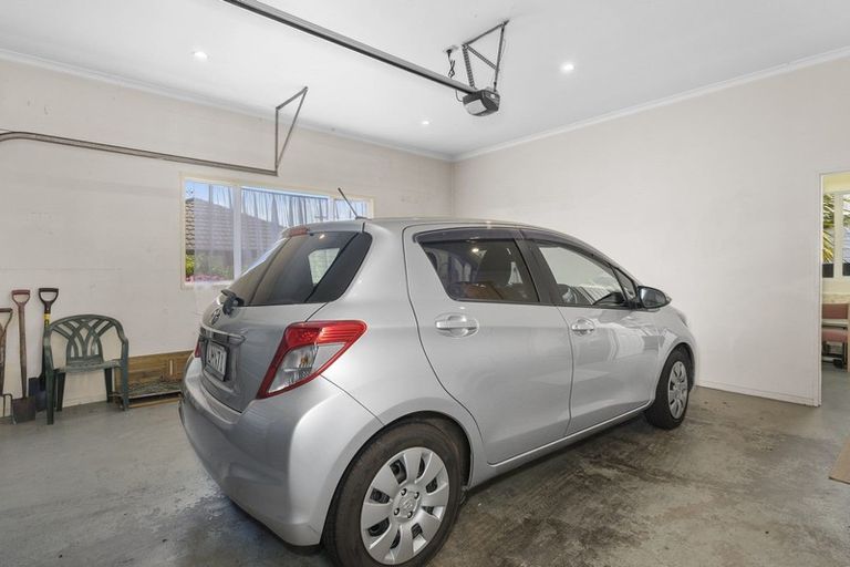 Photo of property in 15 Blackman Avenue, Sawyers Bay, Port Chalmers, 9023