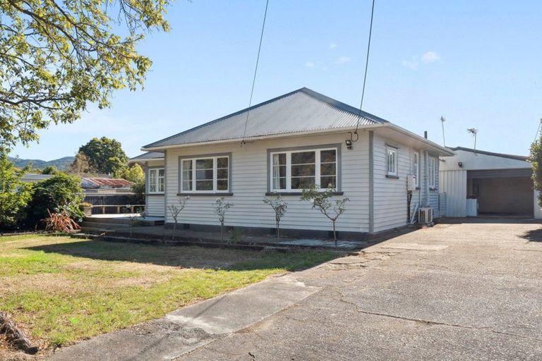 Photo of property in 55 Ward Street, Trentham, Upper Hutt, 5018