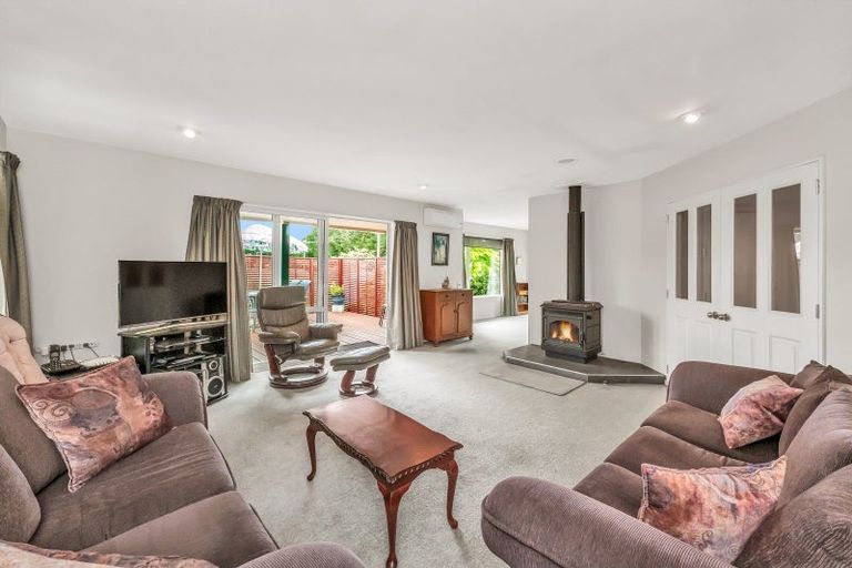 Photo of property in 127 Bridge Street, Coalgate, 7673