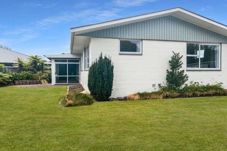 Photo of property in 19 Renwick Place, Hillmorton, Christchurch, 8025