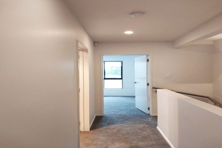 Photo of property in 5 Red Arches Road, Henderson, Auckland, 0610