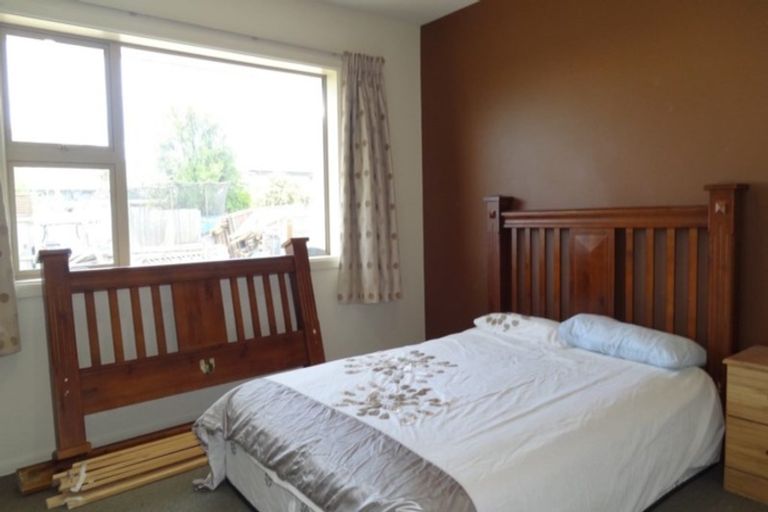 Photo of property in 99 Windermere Road, Papanui, Christchurch, 8053