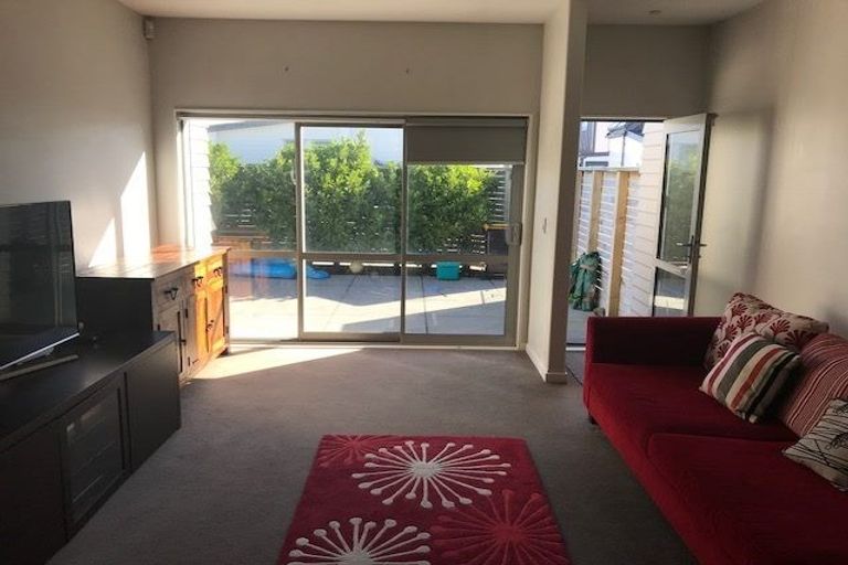 Photo of property in 16b Argentine Avenue, Miramar, Wellington, 6022