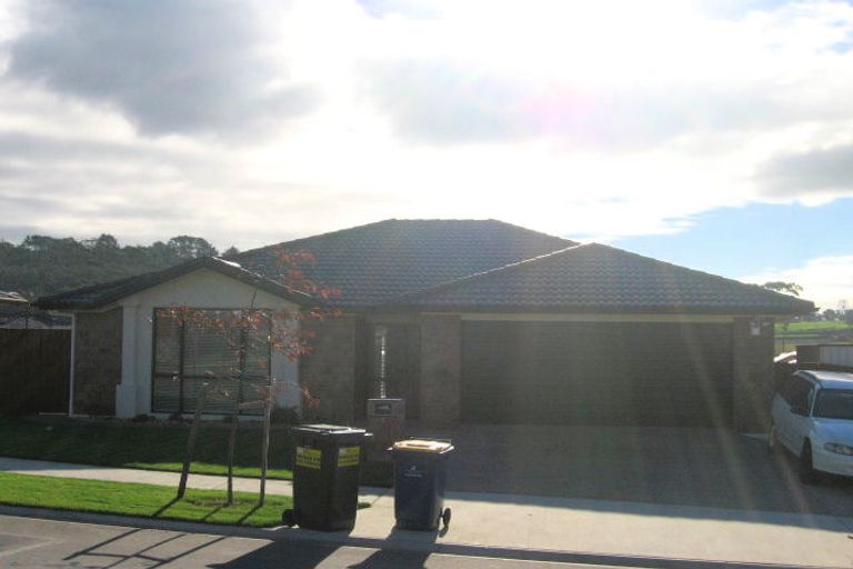 Photo of property in 7 Sapperton Drive, Henderson, Auckland, 0612