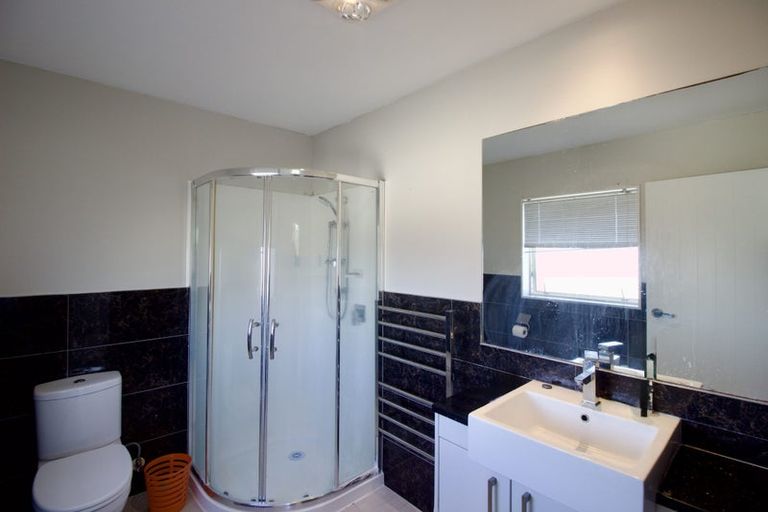 Photo of property in 16 Lucca Crescent, Flat Bush, Auckland, 2019