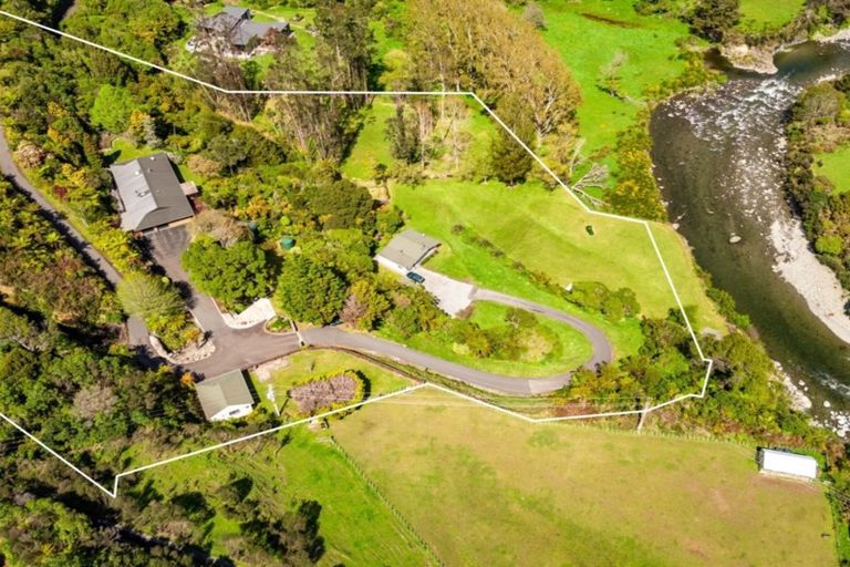 Photo of property in 1073 Akatarawa Road, Akatarawa, Upper Hutt, 5372
