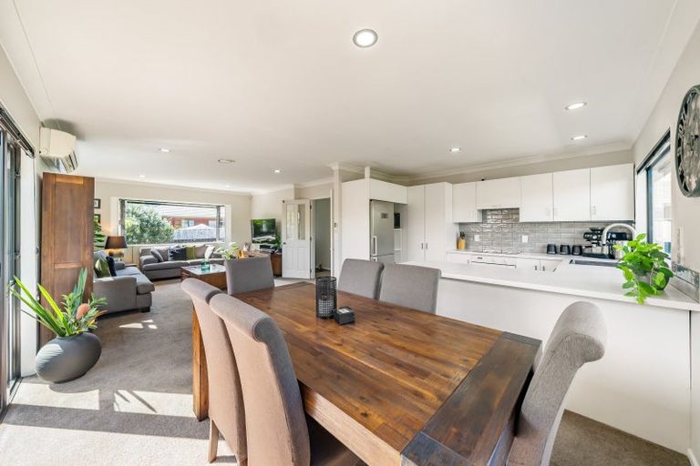 Photo of property in 28 Tararua Street, Trentham, Upper Hutt, 5018