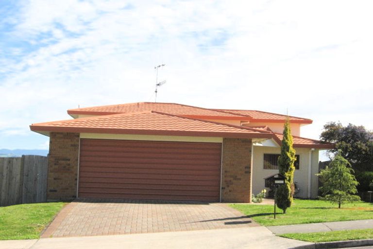 Photo of property in 52 Village Park Drive, Welcome Bay, Tauranga, 3112