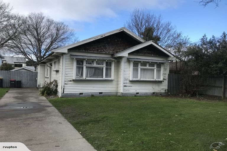 Photo of property in 114 Rattray Street, Riccarton, Christchurch, 8041