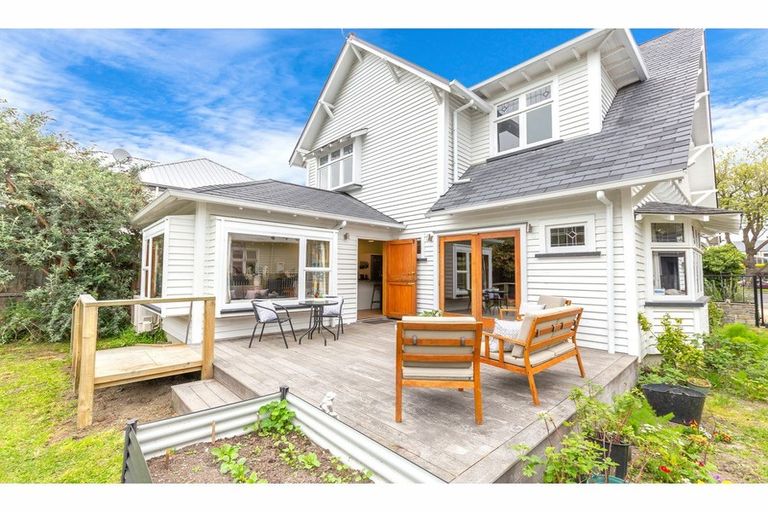 Photo of property in 176 Fitzgerald Avenue, Christchurch Central, Christchurch, 8011