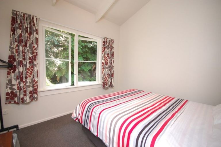 Photo of property in 68 Matuku Street, Two Mile Bay, Taupo, 3330