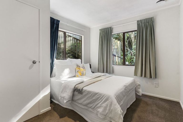 Photo of property in 3/244 Onewa Road, Birkenhead, Auckland, 0626