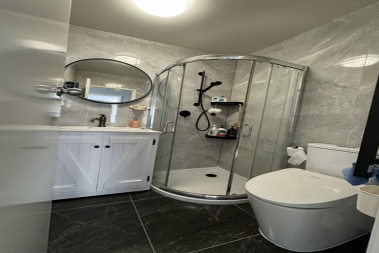 Photo of property in 38 Flat Bush Road, Clover Park, Auckland, 2023