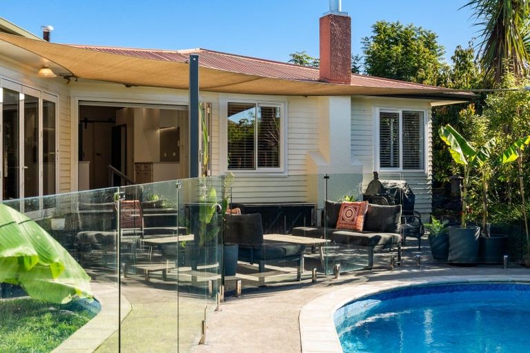 Photo of property in 57a Church Road, Taradale, Napier, 4112