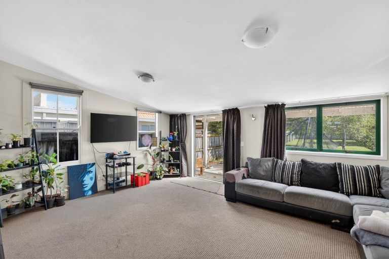 Photo of property in 13-14 Meeanee Quay, Westshore, Napier, 4110