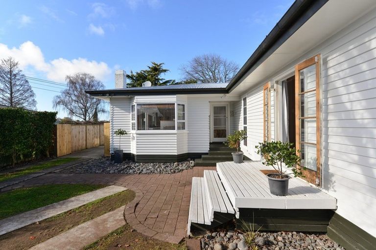 Photo of property in 10 Vardon Road, St Andrews, Hamilton, 3200