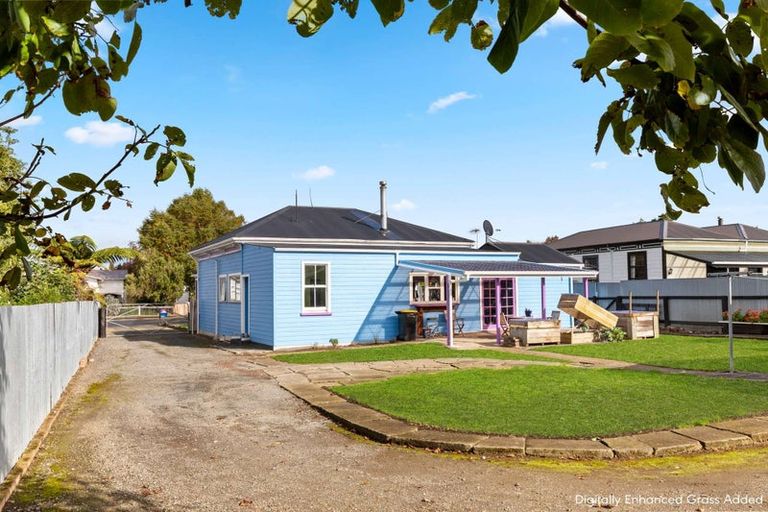 Photo of property in 18 Princess Street, Dannevirke, 4930