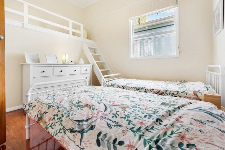 Photo of property in 45 Awarua Street, Ngaio, Wellington, 6035