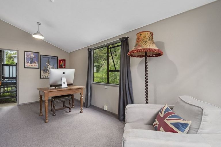 Photo of property in 4/203 Lake Road, Belmont, Auckland, 0622