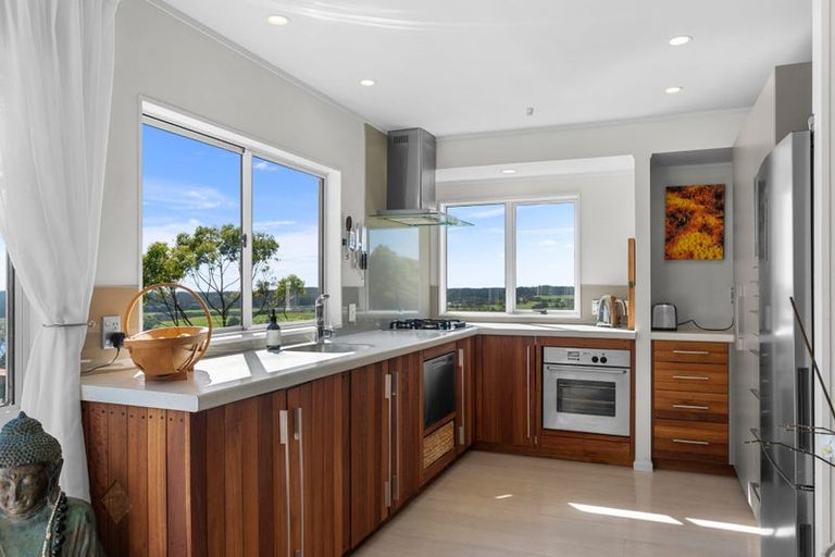 Photo of property in 562 Ocean View Road, Te Arai, Wellsford, 0975