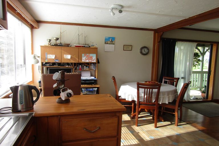 Photo of property in 392 Manawahe Road, Matata, Whakatane, 3193