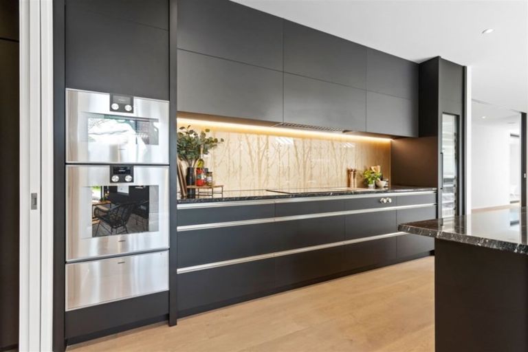 Photo of property in 1b Wood Lane, Fendalton, Christchurch, 8014